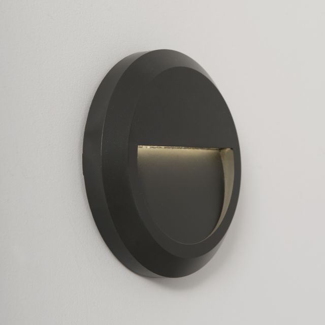 Salta 1.5w 4000K LED Round Surface Polycarbonate Bulkhead