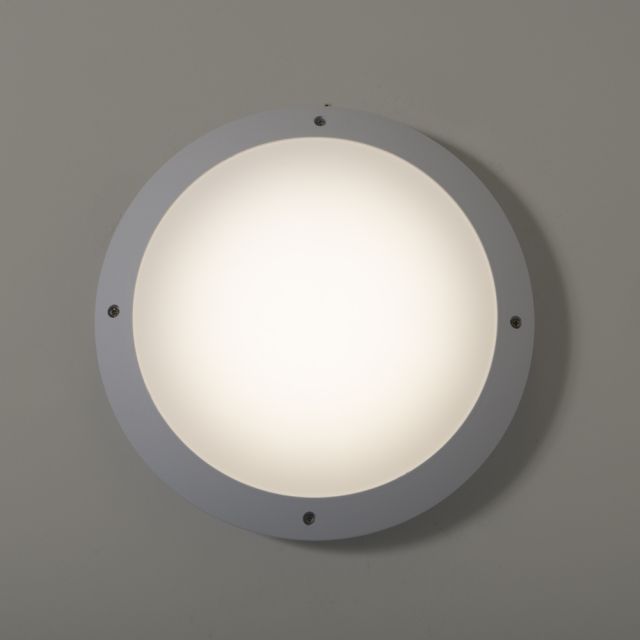 Latina II 12w 4000K LED IP66 Polycarb Plain Bulkhead White