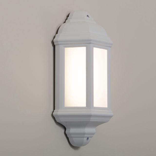 Manta 10w 4000K LED Polycarb Half Wall Lantern White