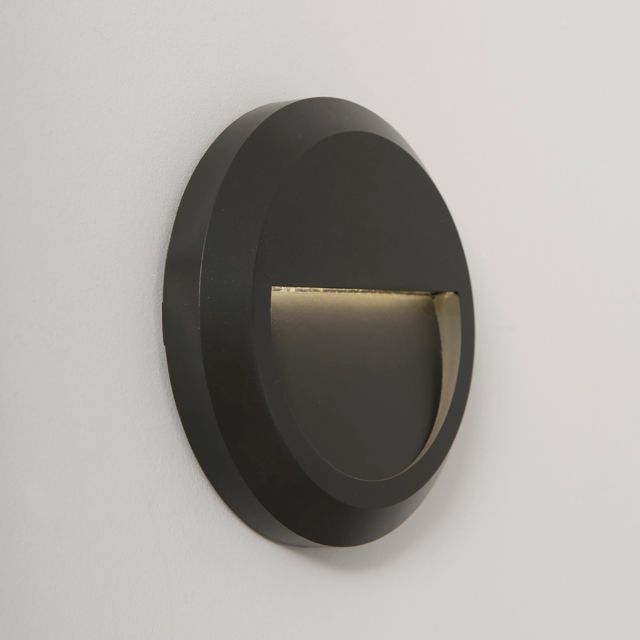 Salta 1.5w 4000K LED Round Surface Polycarbonate Bulkhead